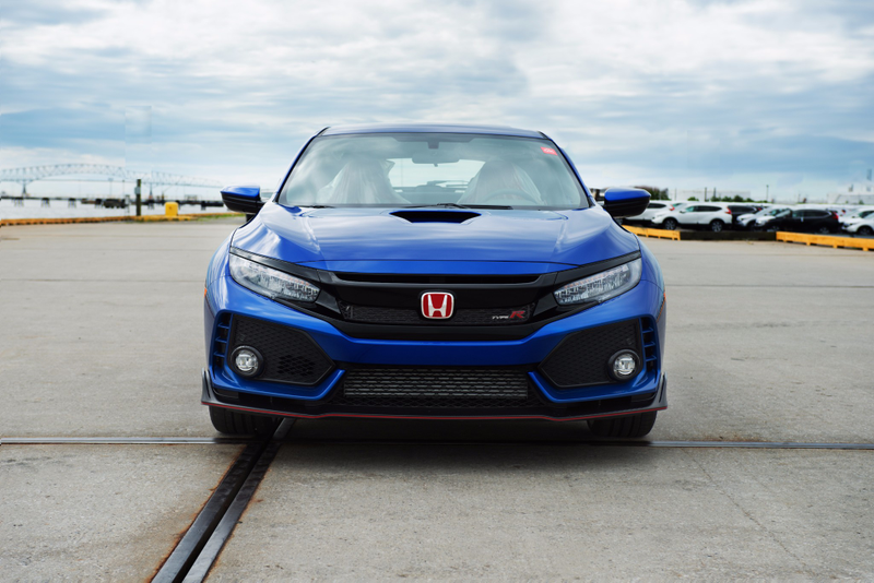 Illustration for article titled The First-Ever Honda Civic Type R In The U.S. Is Up For Grabs